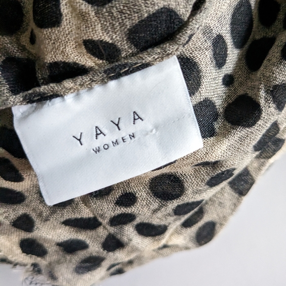 Yaya  leopard print scarf - Picture 3 of 4